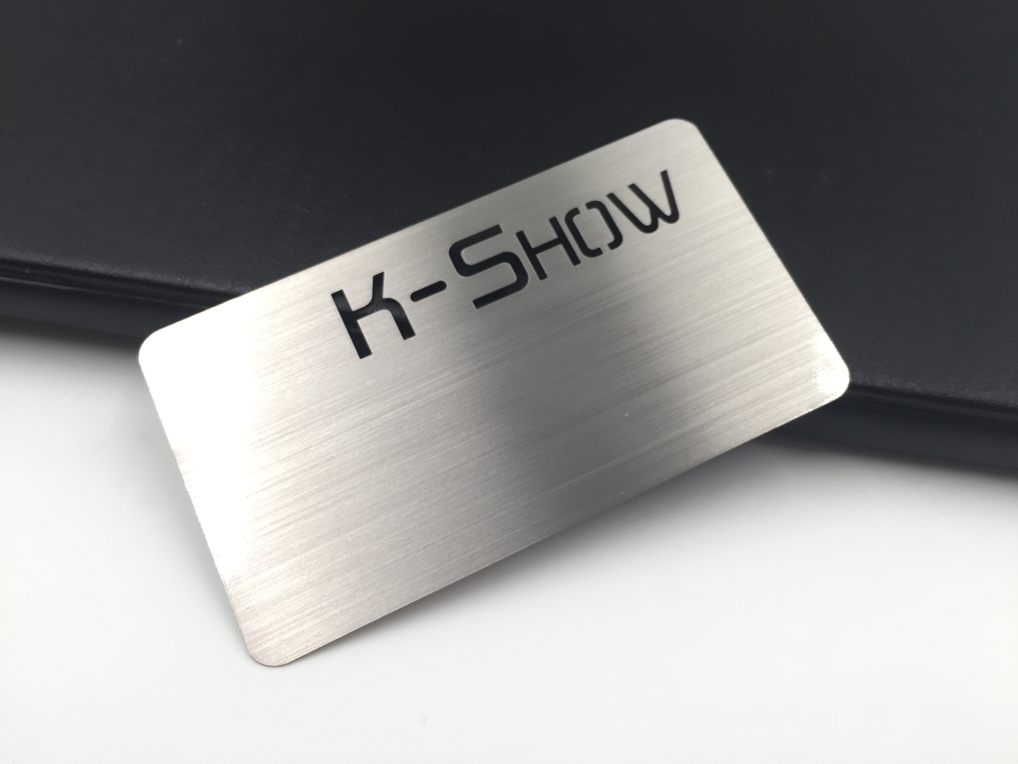 Good Quality Metal Card - custom brush blank black stainless steel magnetic strip metal card – Chuangxinji detail pictures