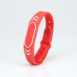 Adjustable RFID Silicone Debossed Wristbands For Events