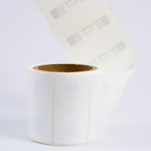 Customize apparel tracking label M750 anti-metal RFID label