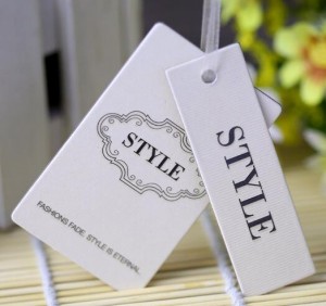 Coated paper rfid uhf tag for garments
