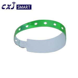 Children Tracking Wearing Soft PVC NFC RFID Wristband