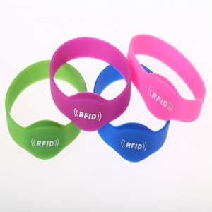 Waterproof Rewritable NFC Silicone Wristband RFID Bracelet