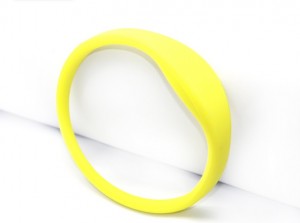 NFC Bracelet RFID Silicone Curve Oval Shaped Wristband
