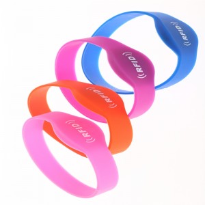 Waterproof Rewritable NFC Silicone Wristband RFID Bracelet